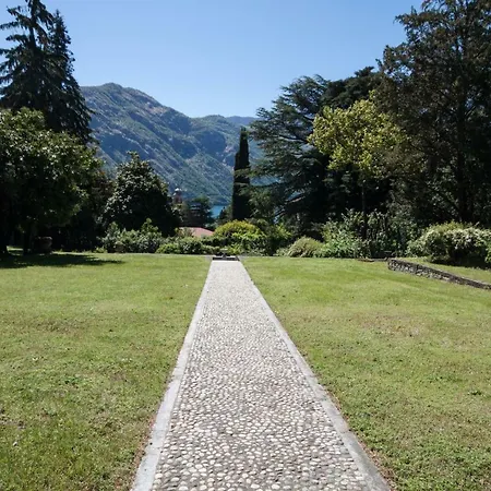 Villa Casa Al Lago - Sleeps 8 Tremezzo