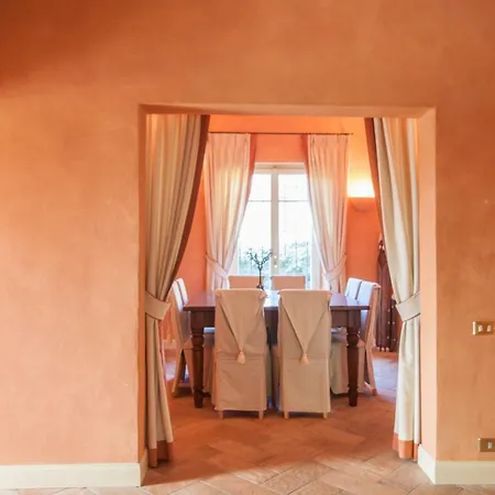Casa Al Lago - Sleeps 8 Villa *